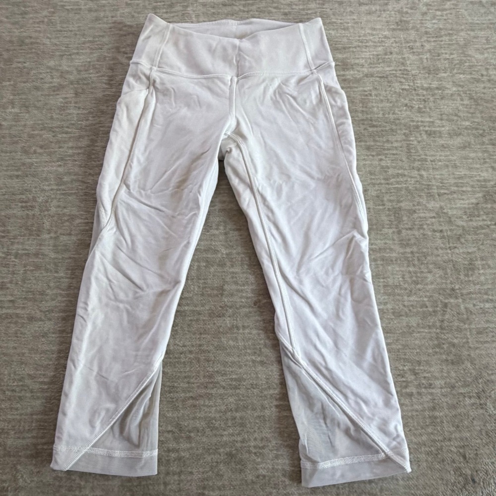 Lululemon Womens Leggings Size‎ 4 White Crop Athletic Yoga Pants